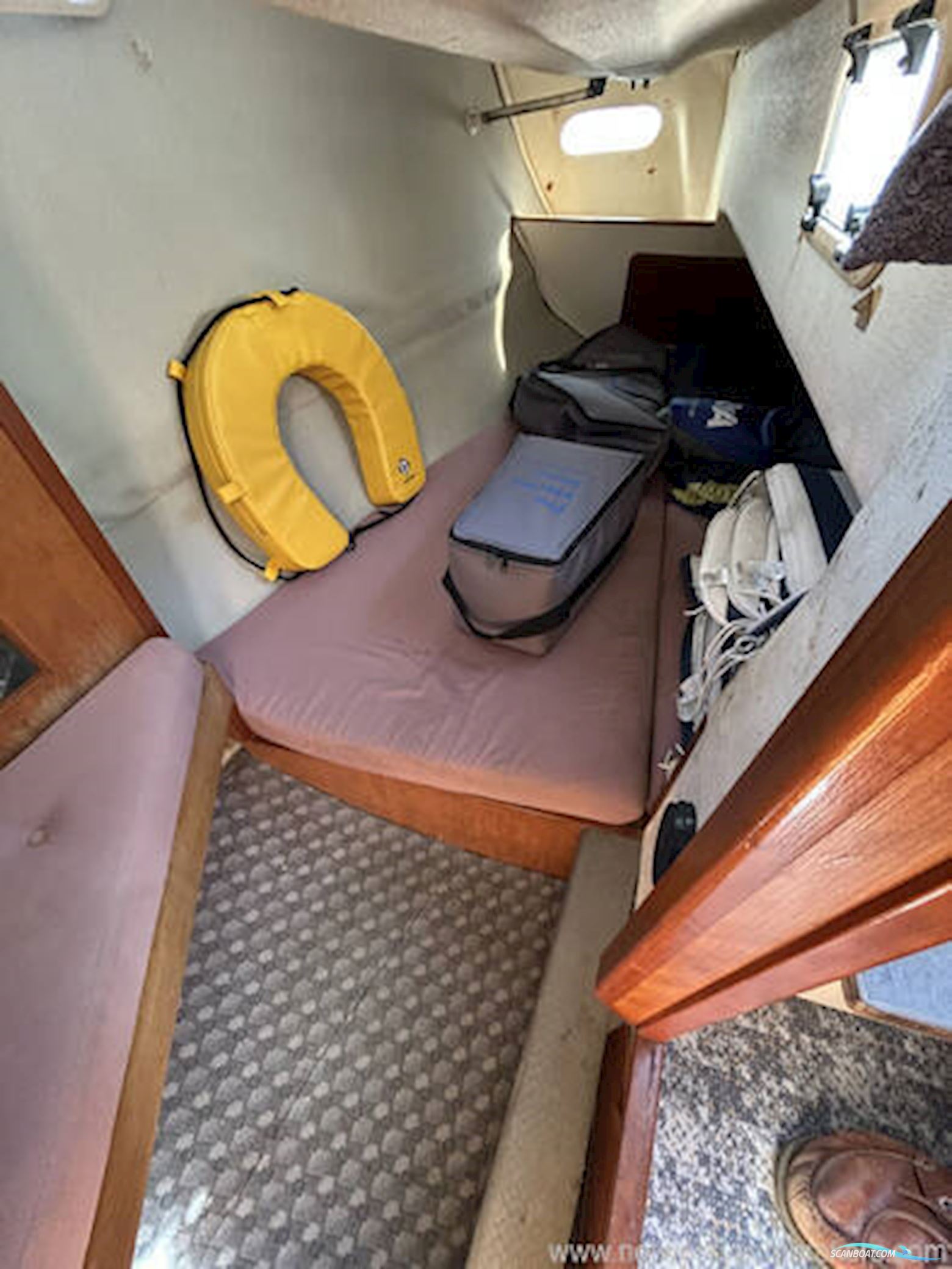 Hunter Horizon 32 Wheelhouse