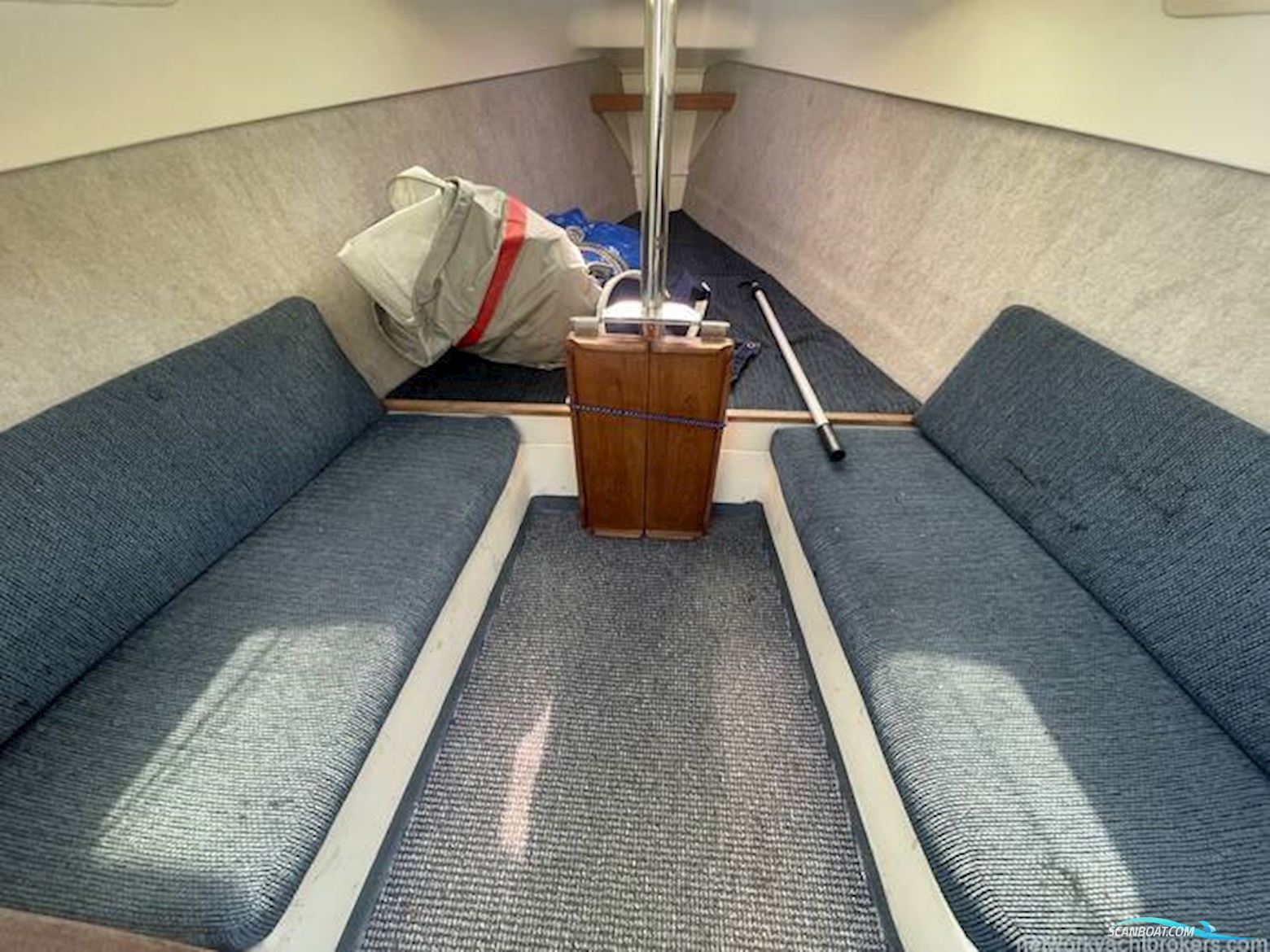 Hunter Legend 25 Trailer Sailer