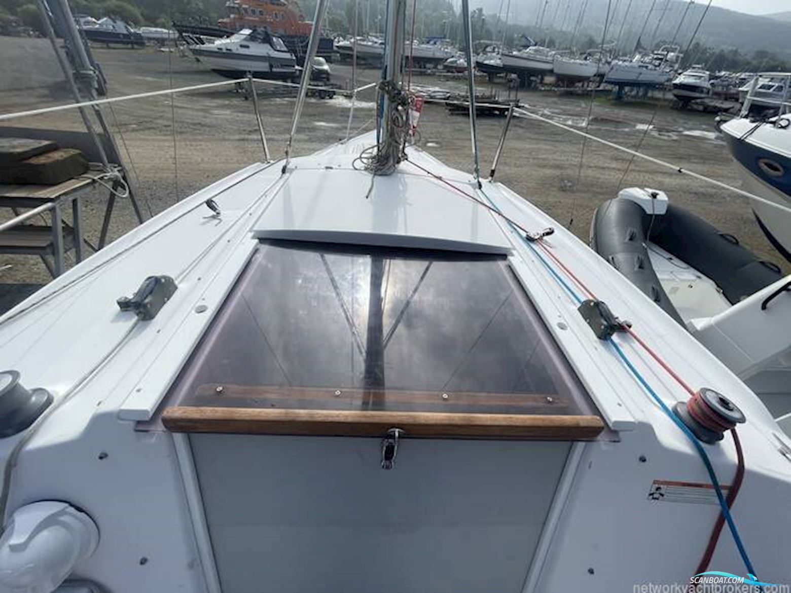 Hunter Legend 25 Trailer Sailer