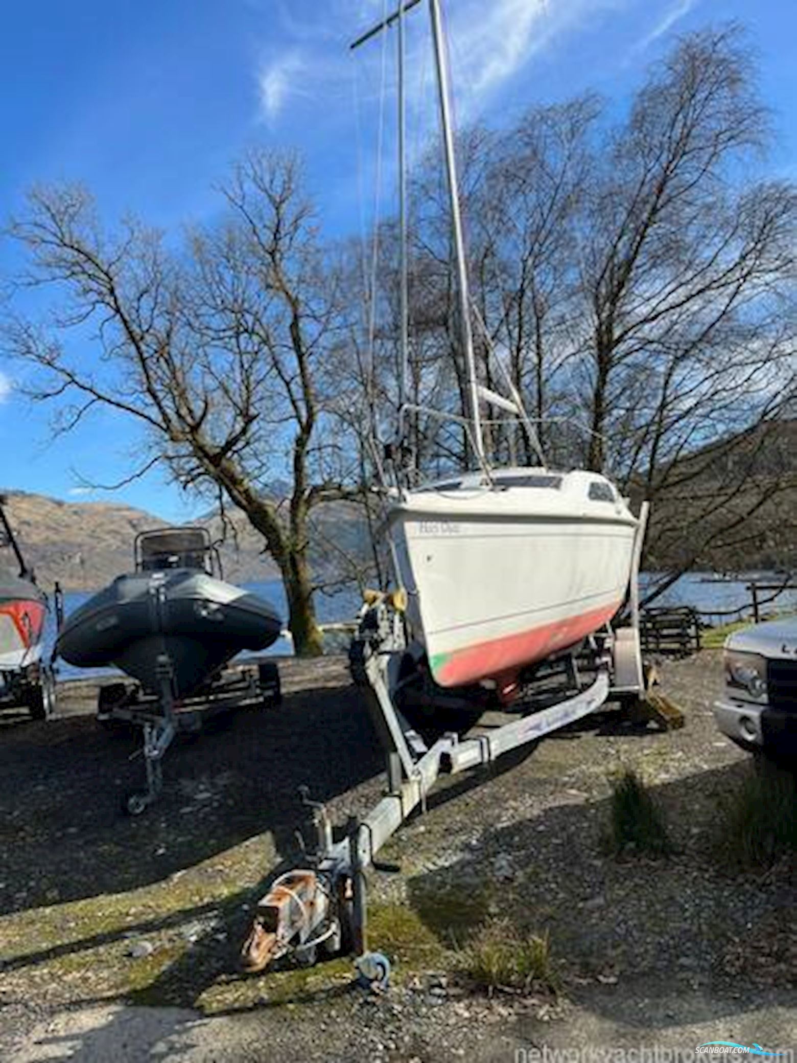 Hunter Legend 25 Trailer Sailer