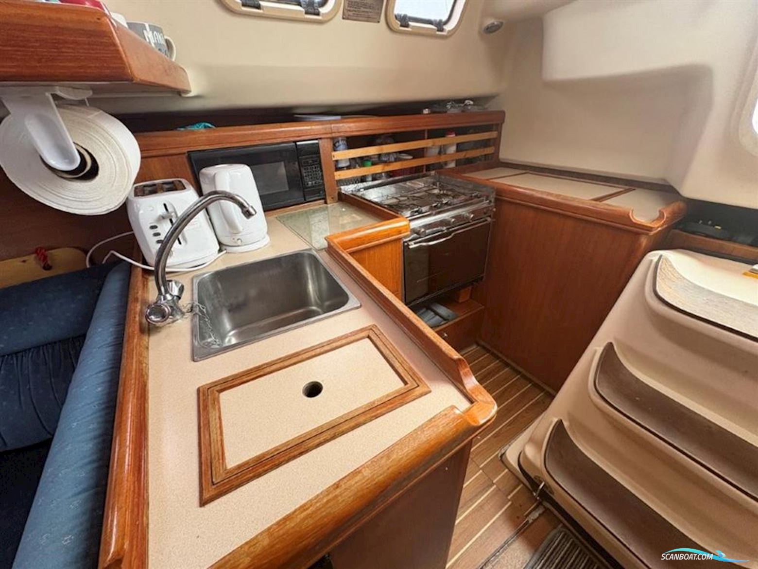 Hunter Legend 326