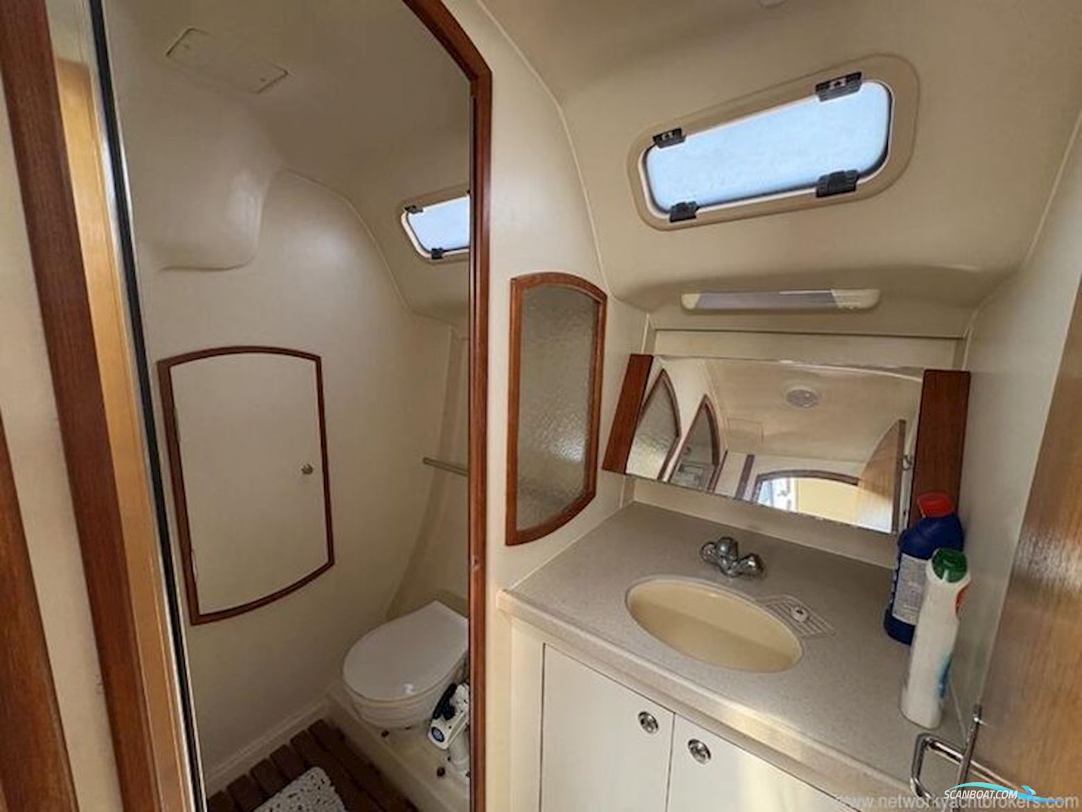 Hunter Legend 356   Bilge keel