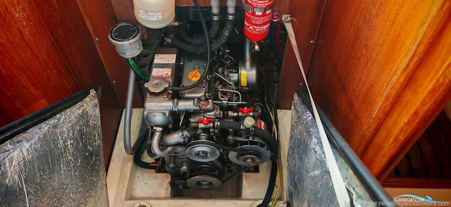 Hunter Legend 356   Bilge keel