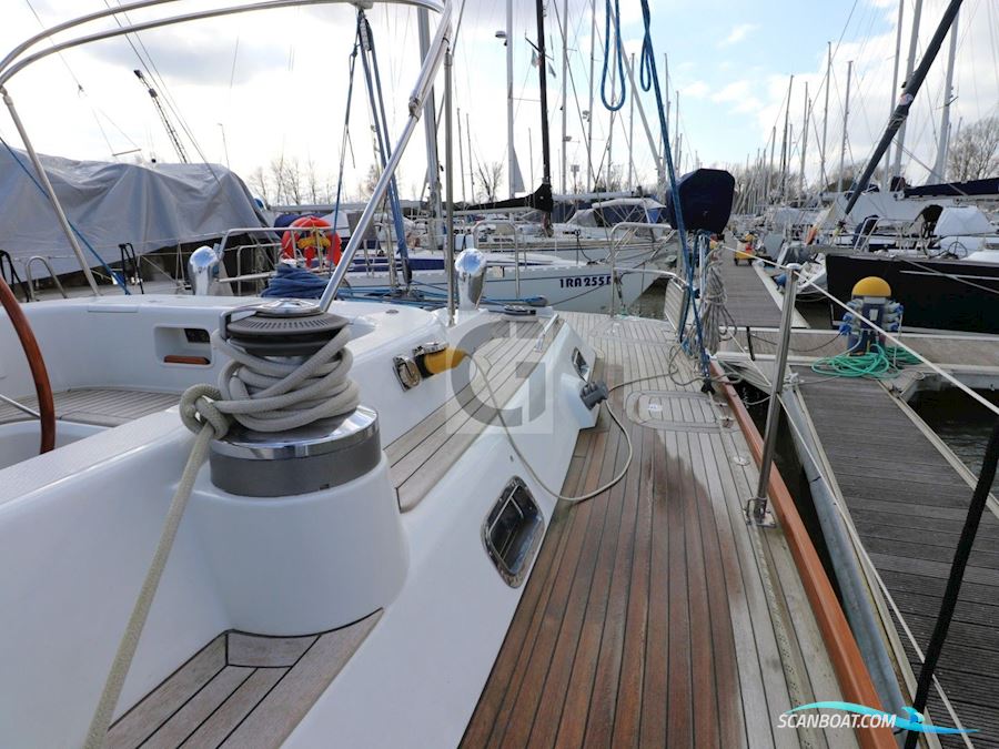 Hylas 54 RS