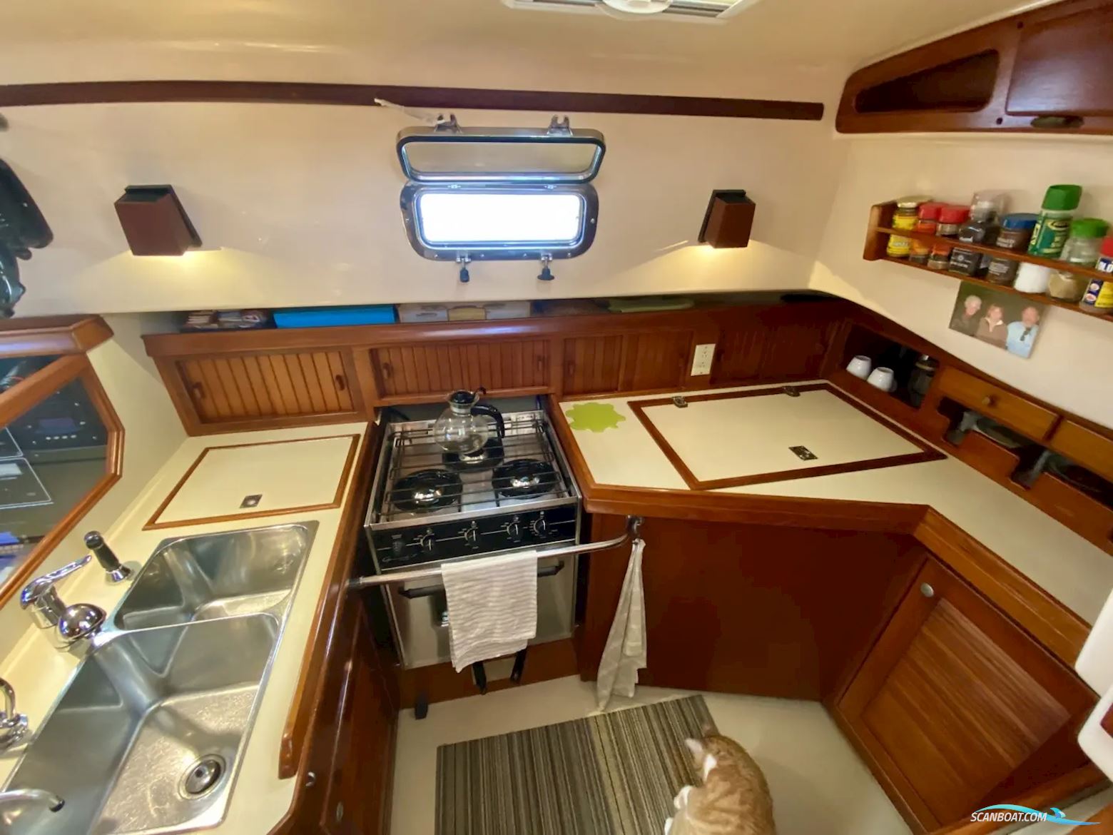 Island Packet 40
