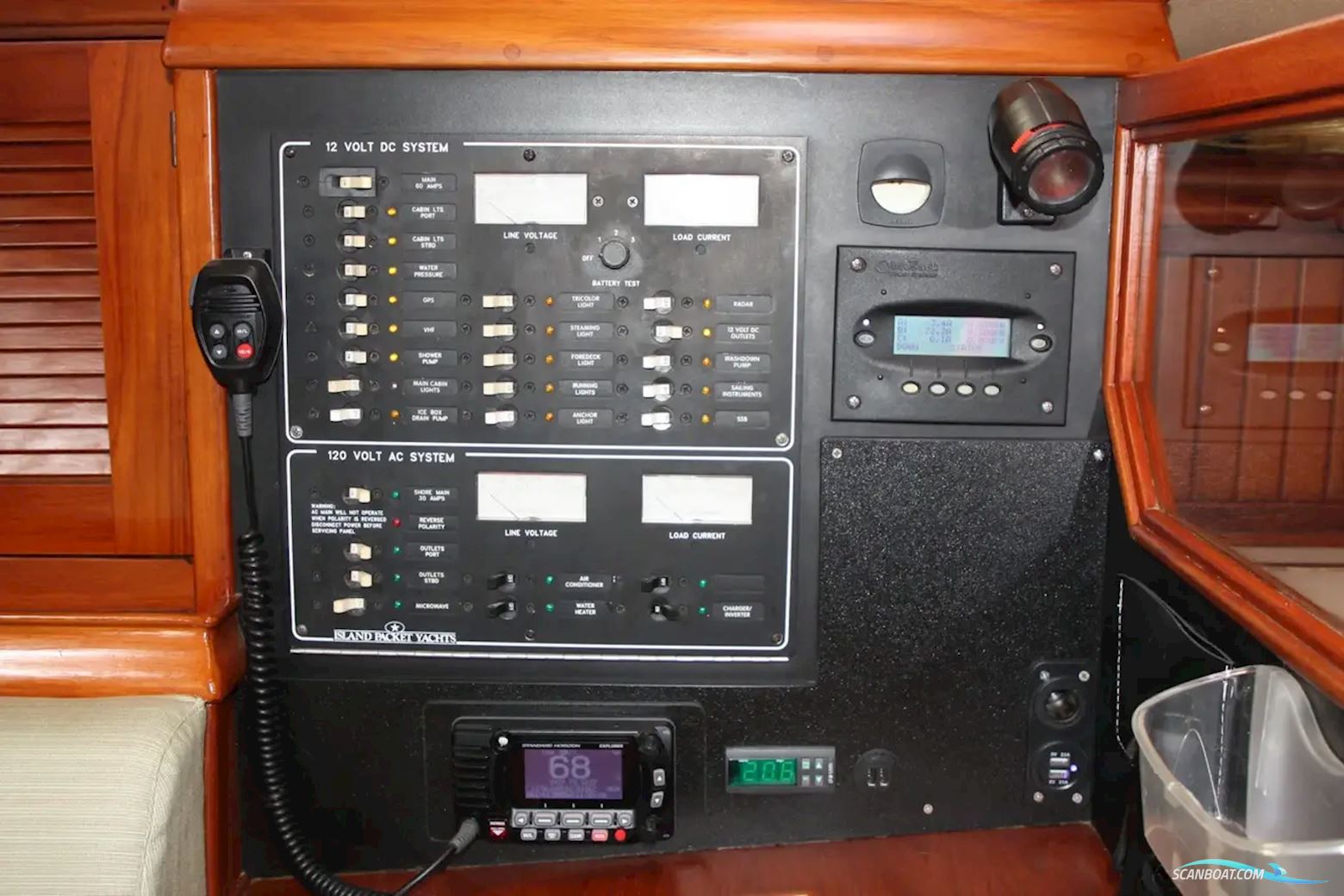 Island Packet 40