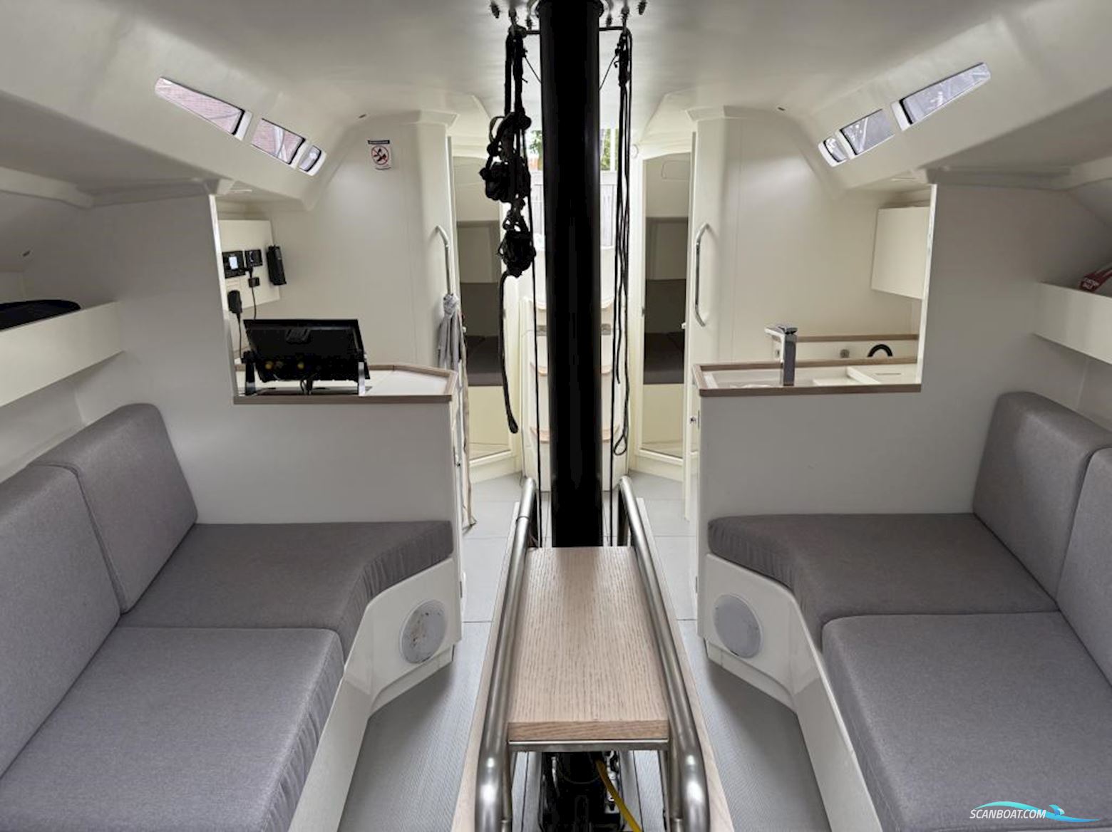 Italia IY11.98 Fuoriserie