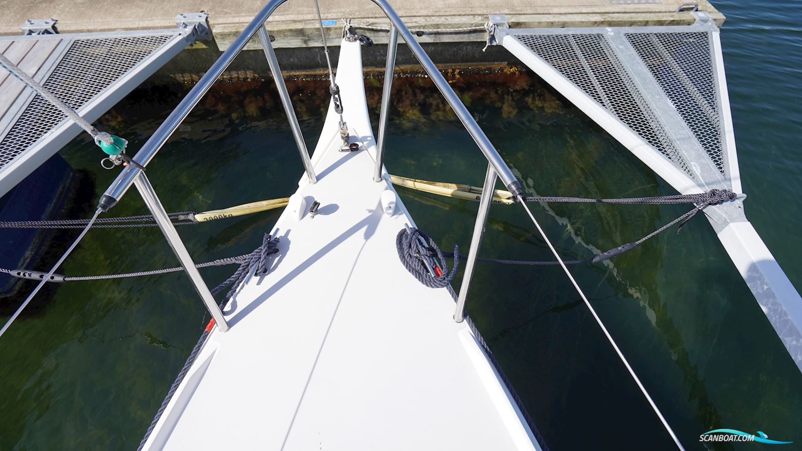 J Boats J 9