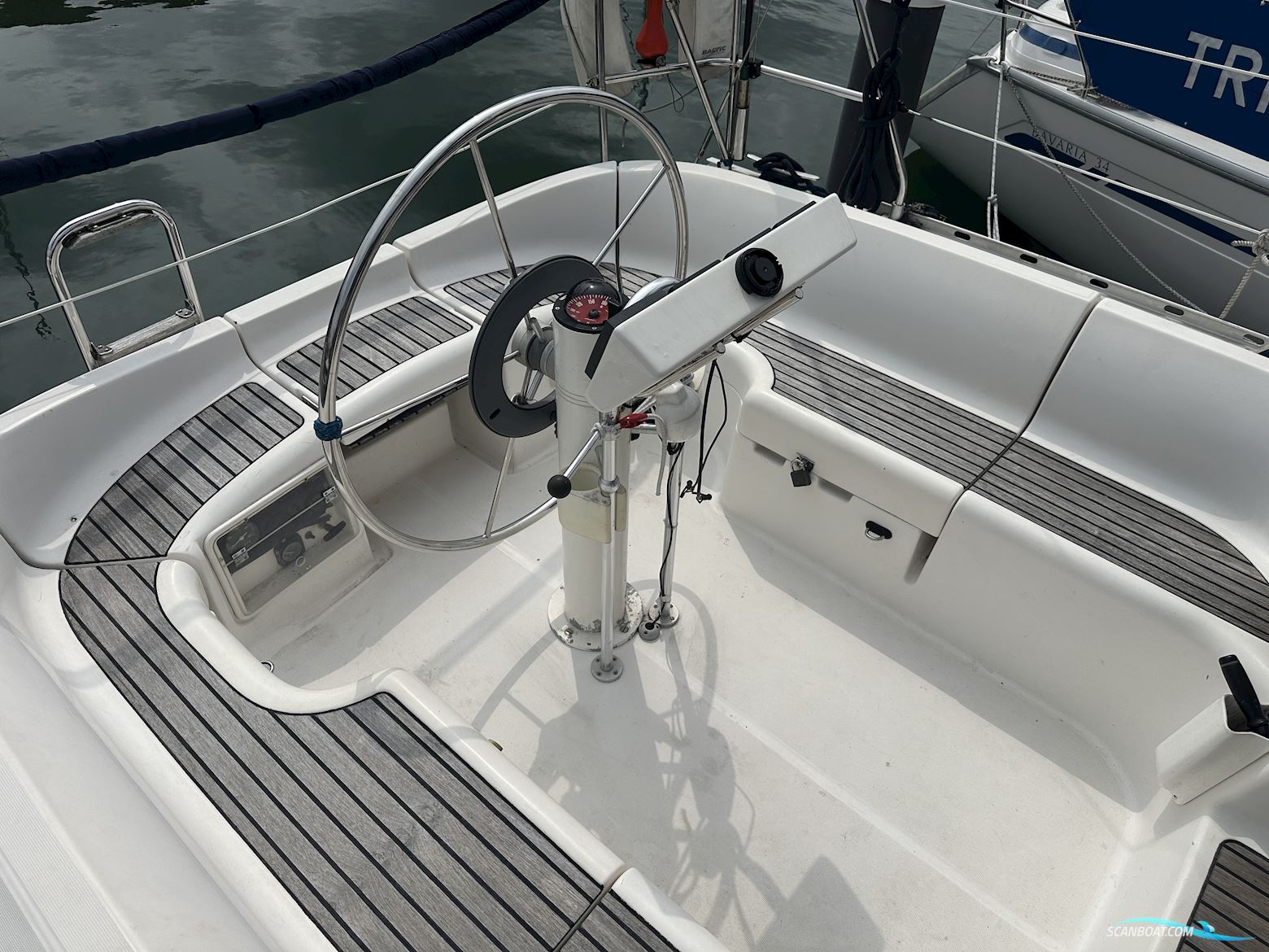 Jeanneau 342