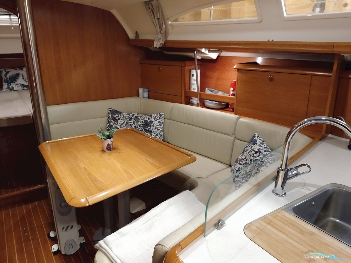 Jeanneau 37 Sun Odyssey