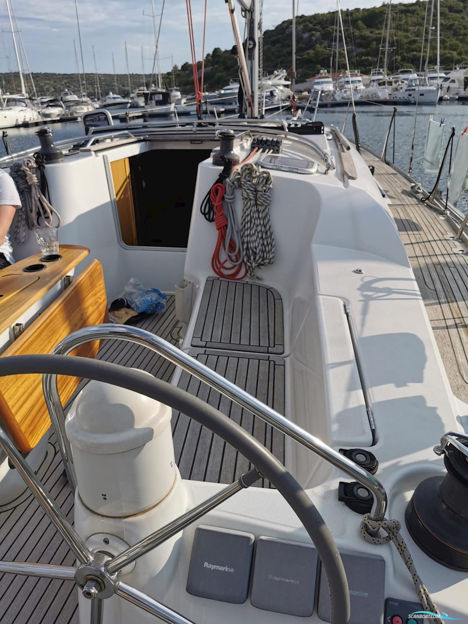 Jeanneau 42i