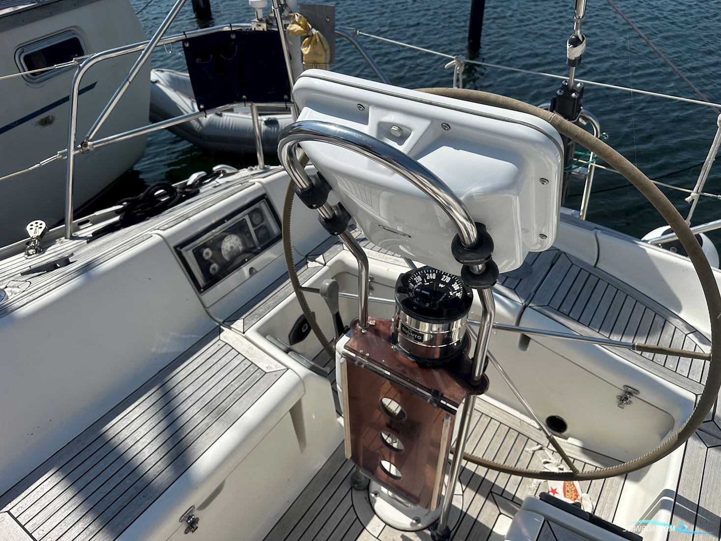 Jeanneau 44 Sun Magic