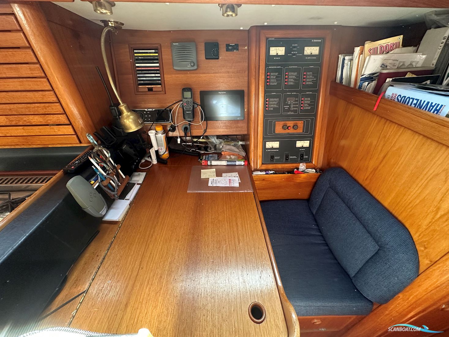 Jeanneau 44 Sun Magic