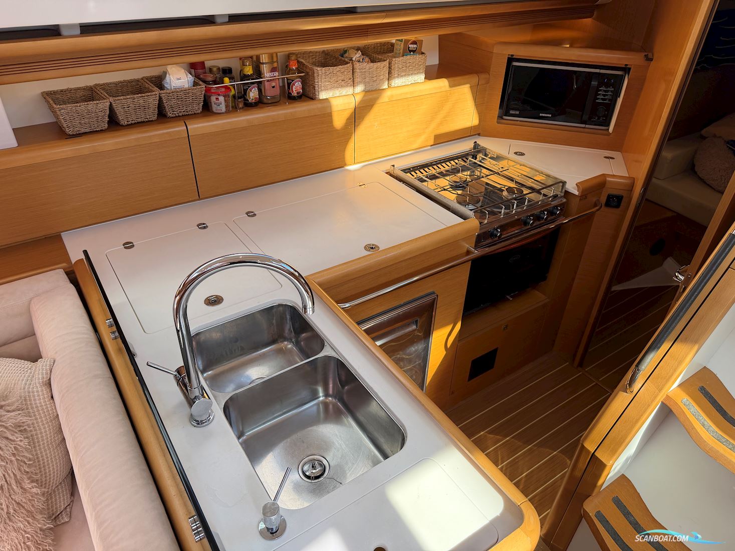 Jeanneau 45 DS
