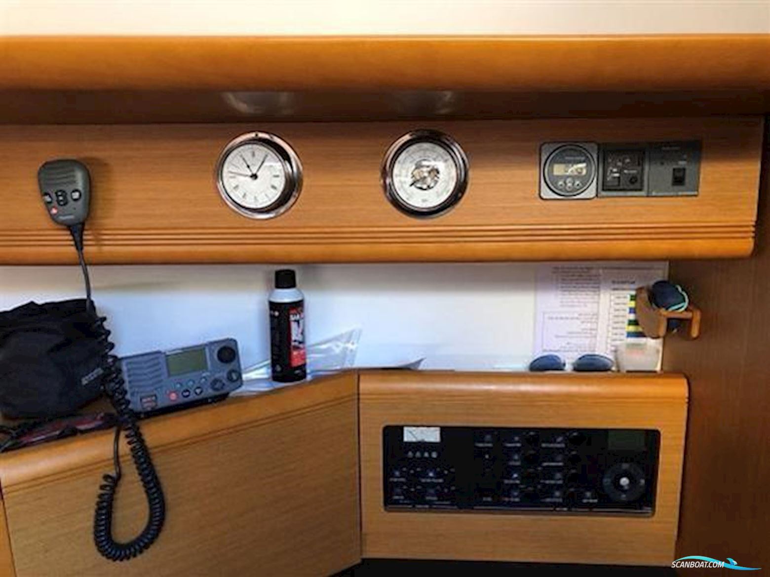 Jeanneau 53