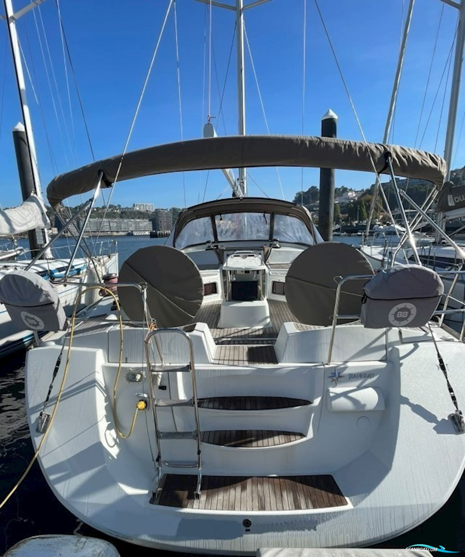 Jeanneau 53