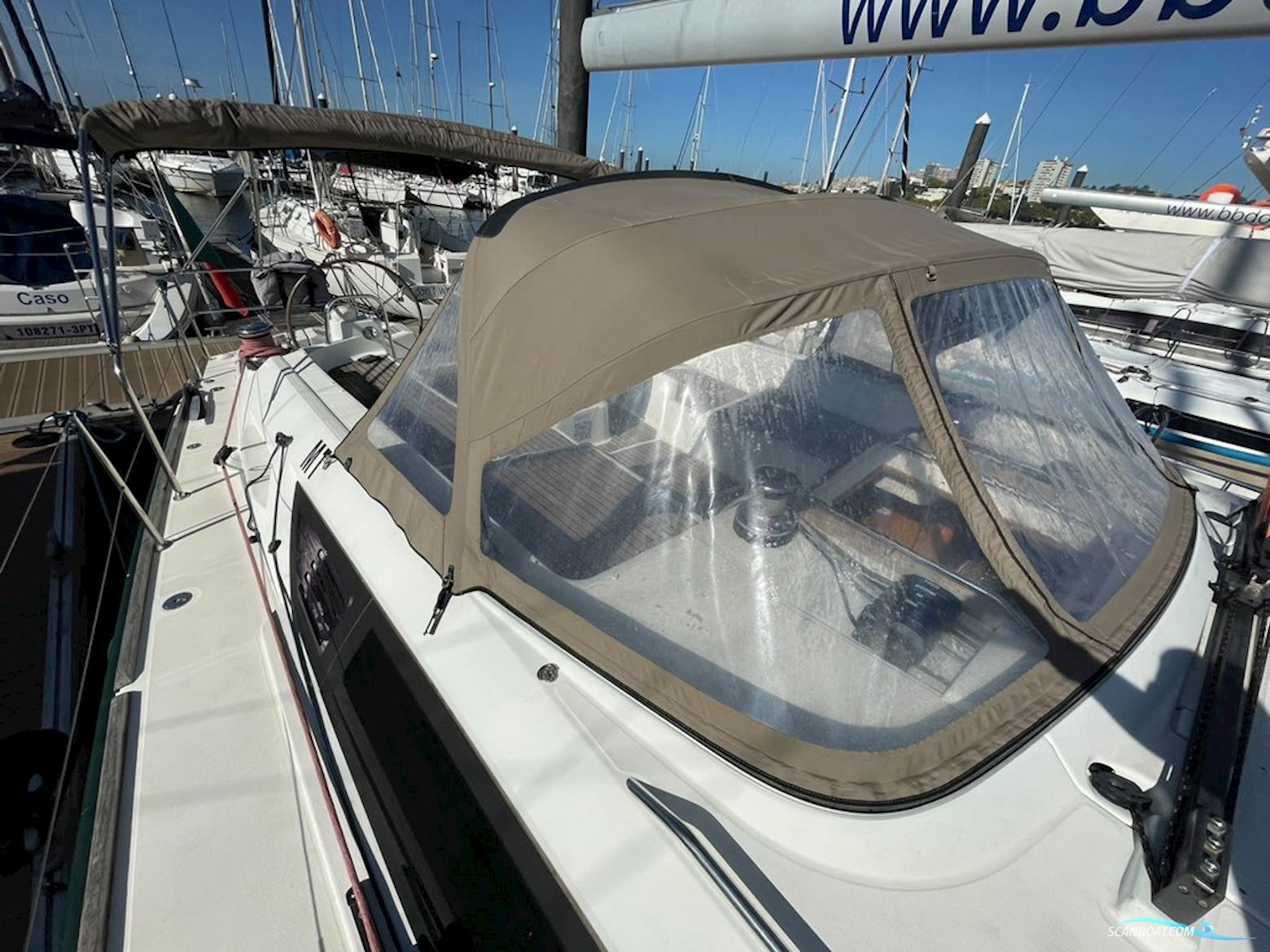 Jeanneau 53