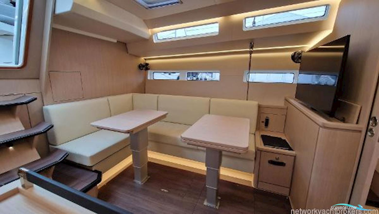 Jeanneau 55