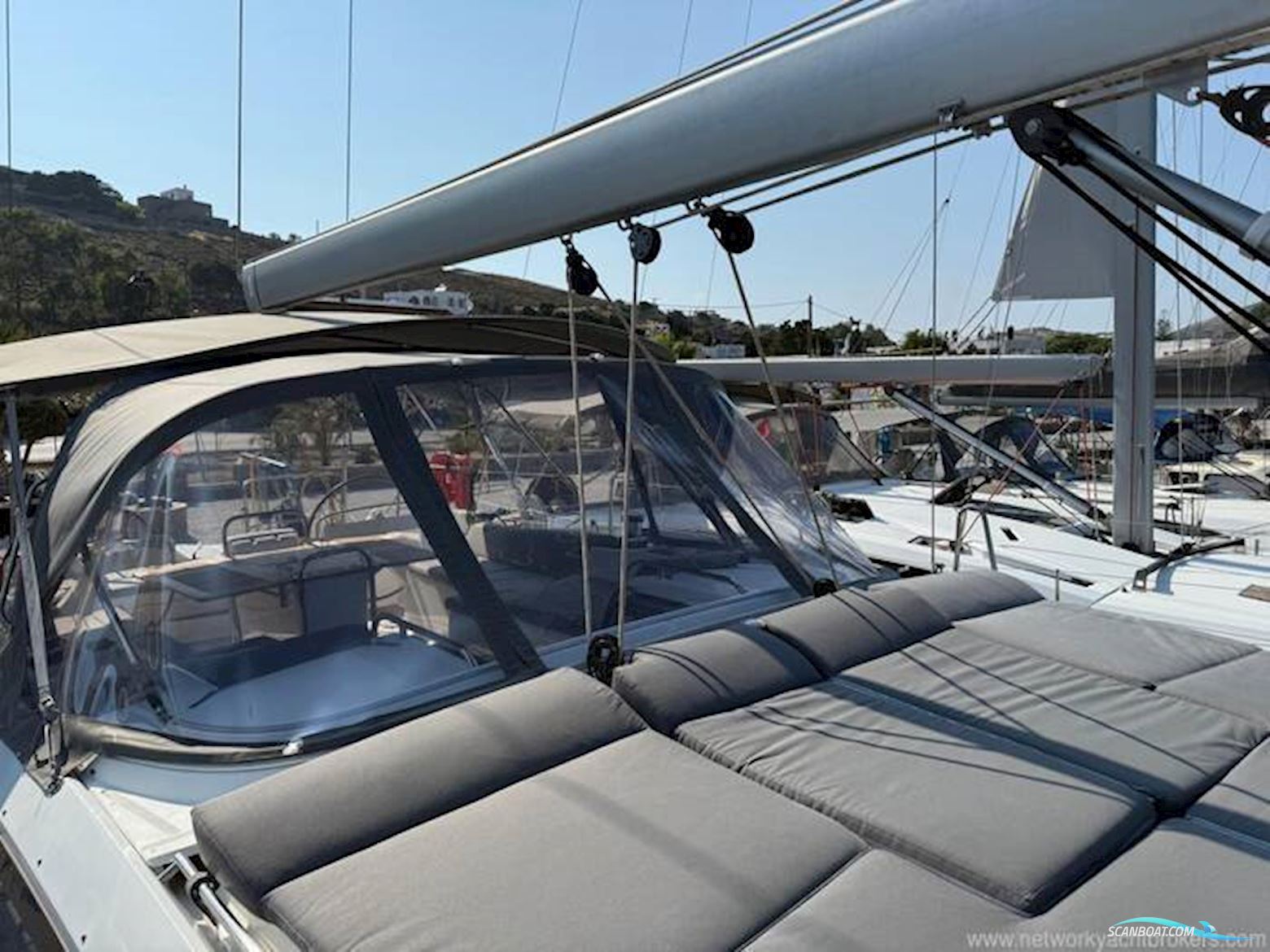 Jeanneau 57