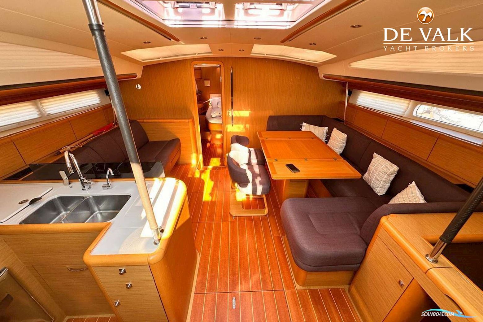 Jeanneau 57