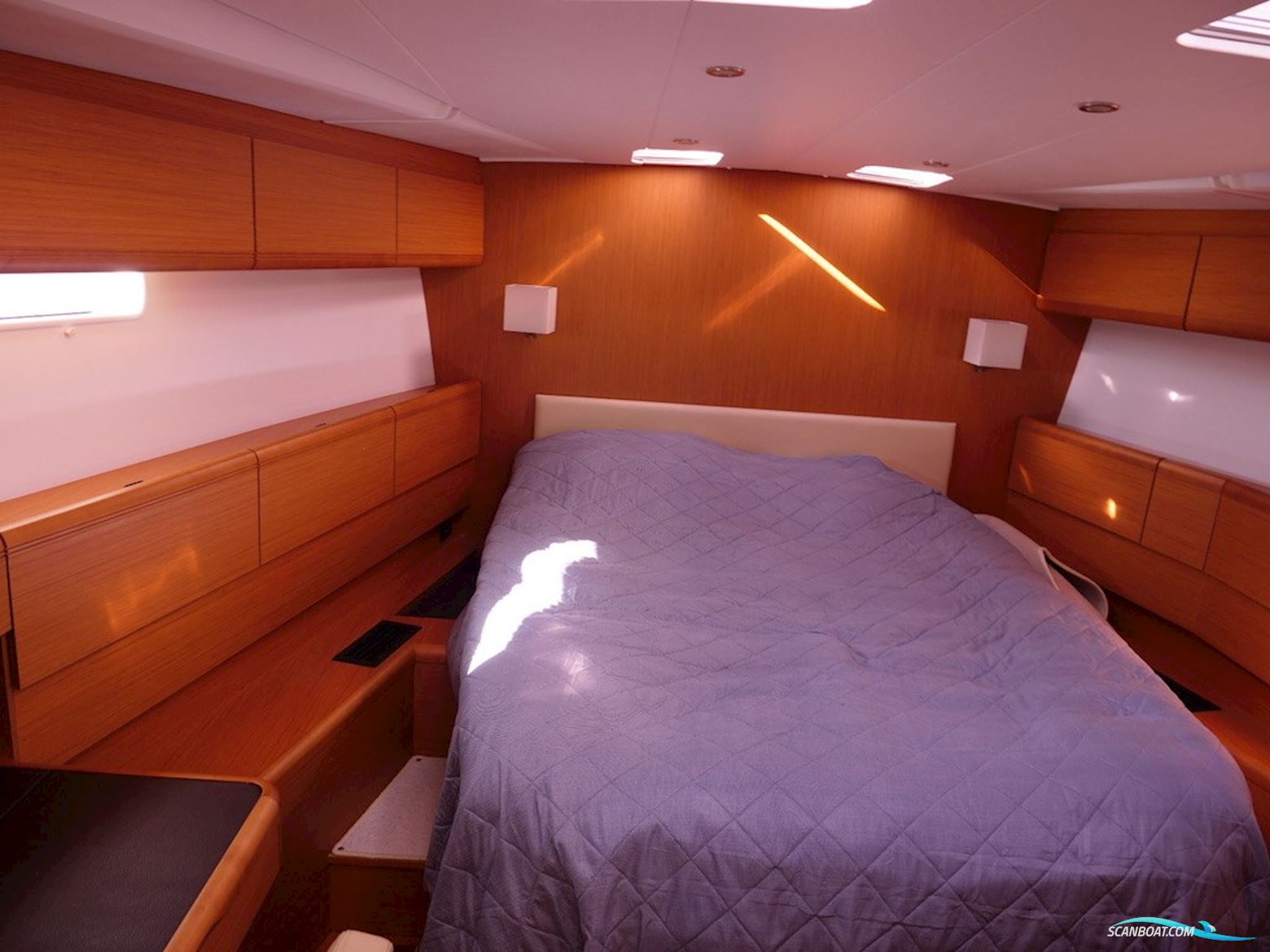 Jeanneau 57 Version 3 Cabin
