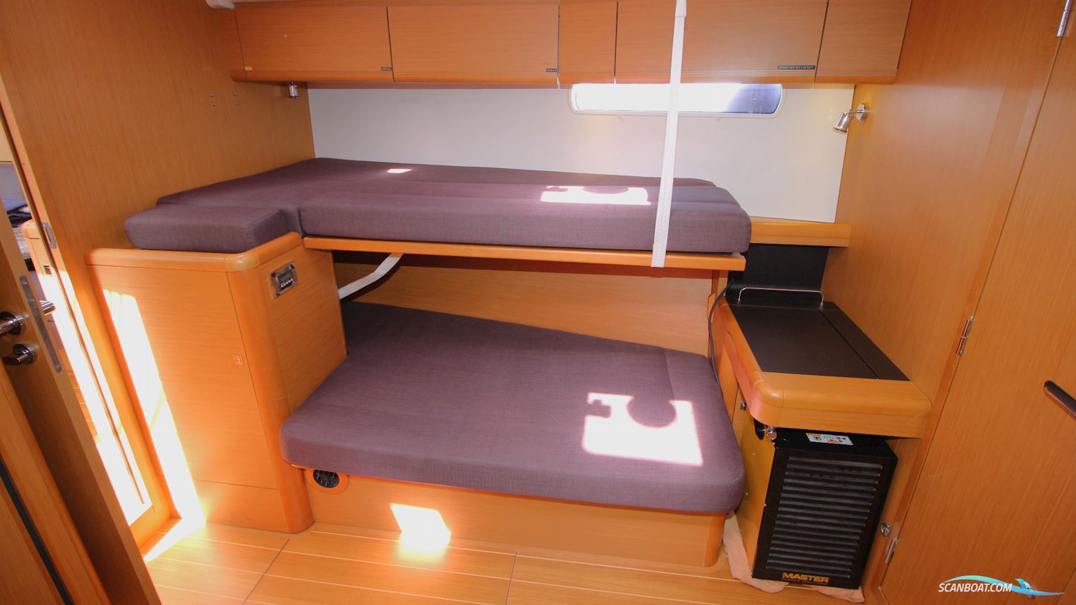 Jeanneau 57 Yacht