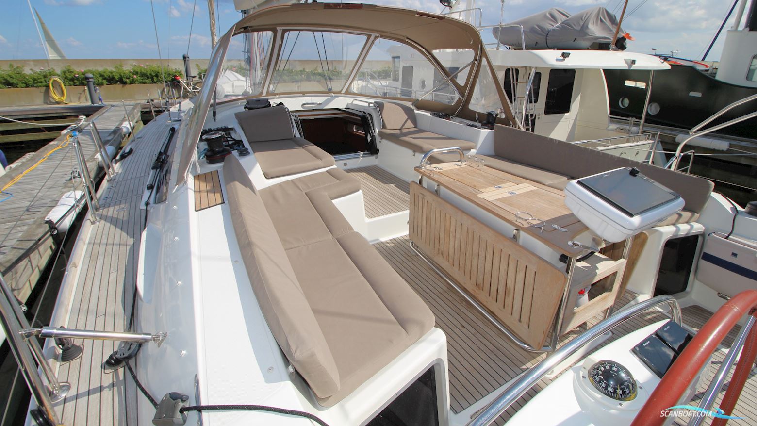 Jeanneau 57 Yacht