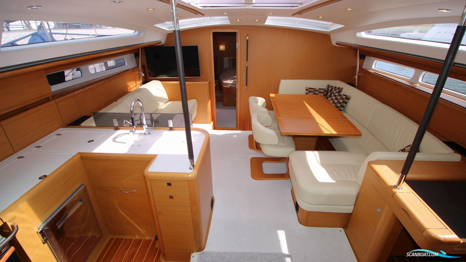 Jeanneau 57 Yacht
