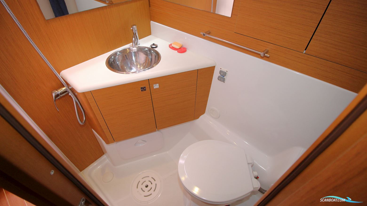 Jeanneau 57 Yacht