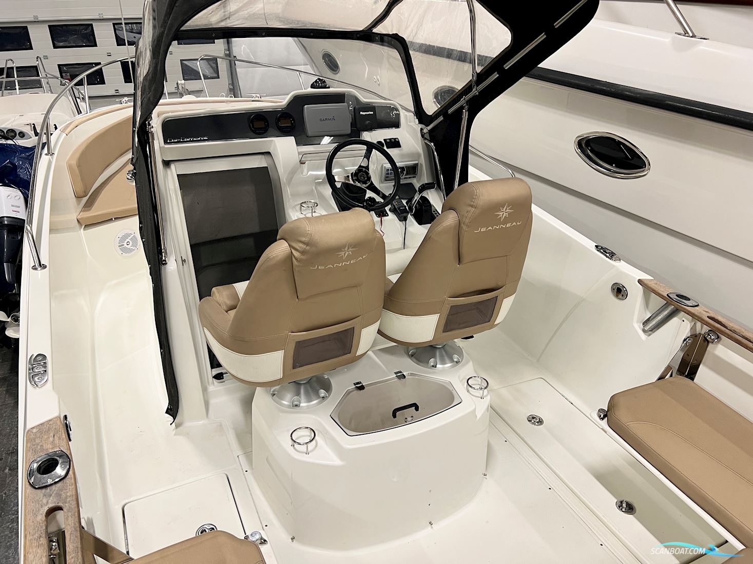 Jeanneau Cap Camarat 7.5 CC