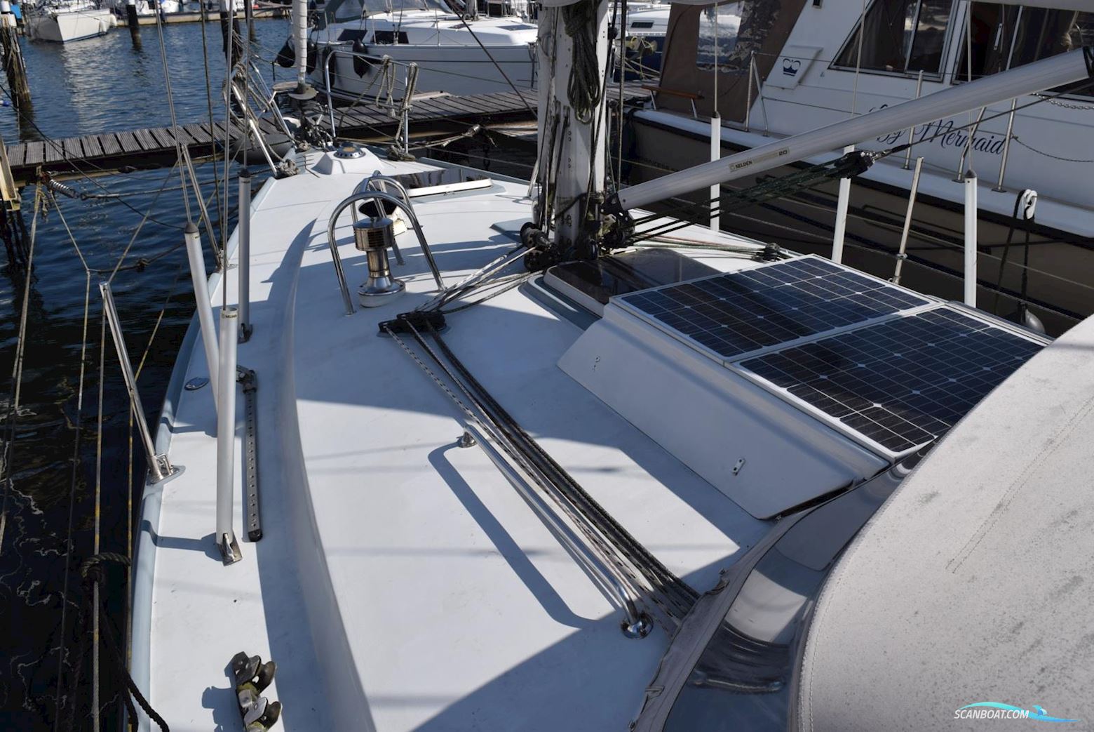 Jeanneau Gin Fizz 38