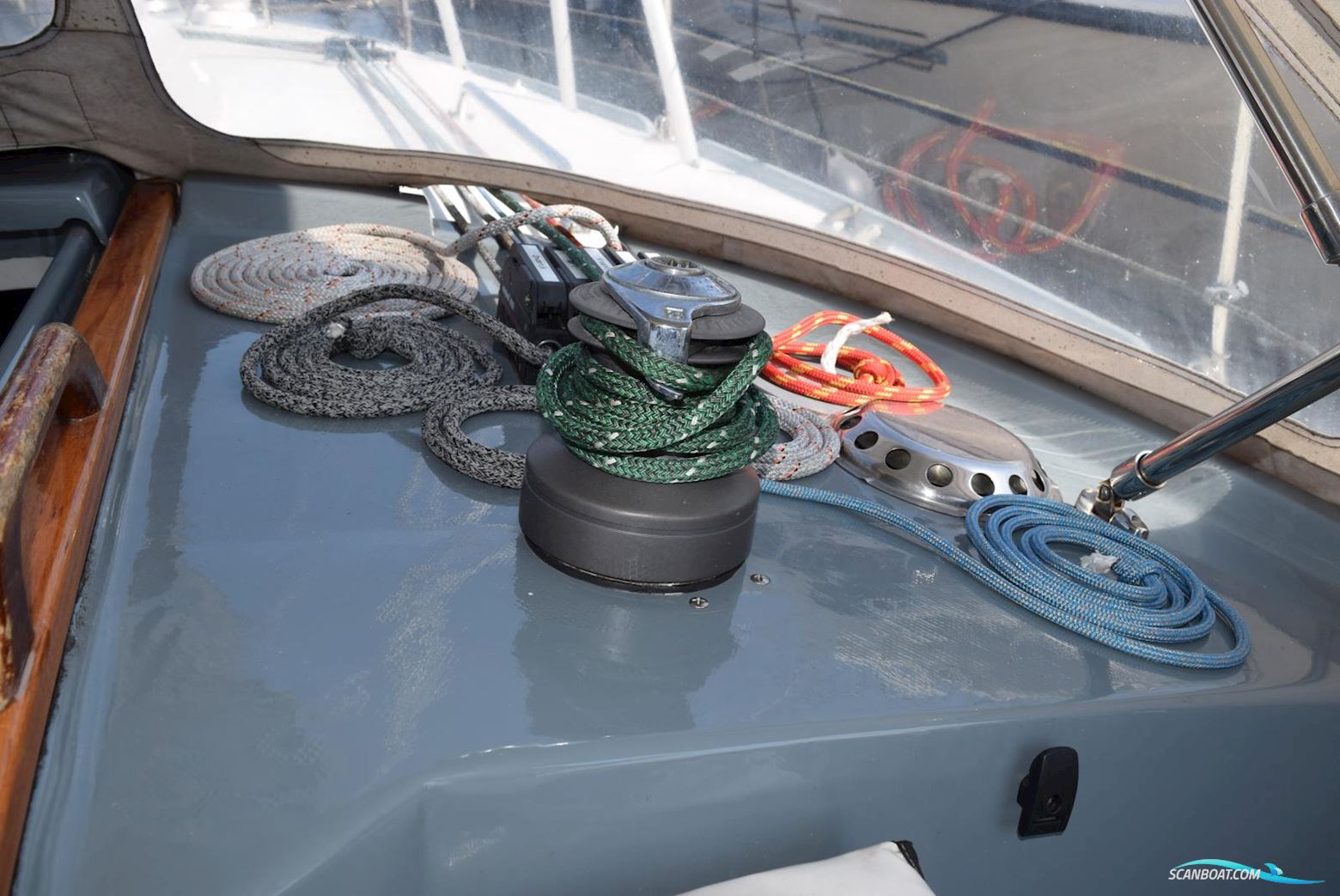 Jeanneau Gin Fizz 38