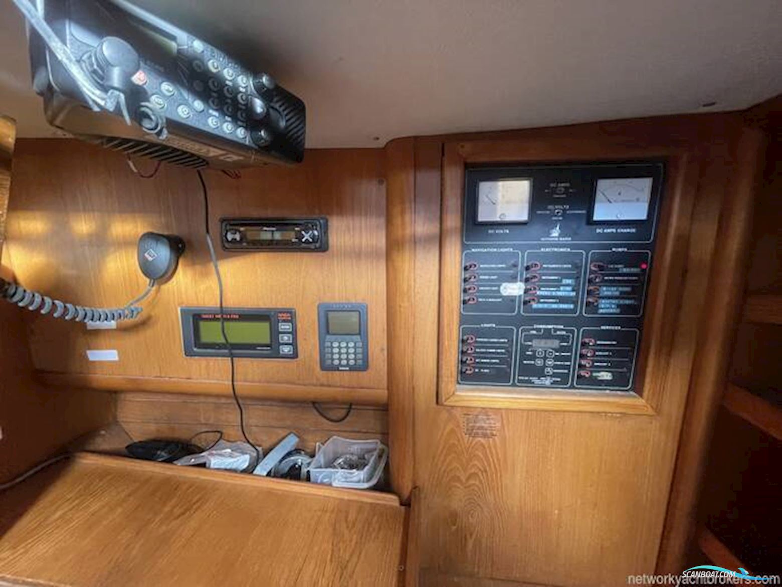 Jeanneau Olympic Sea 42 Sun Legend Hull