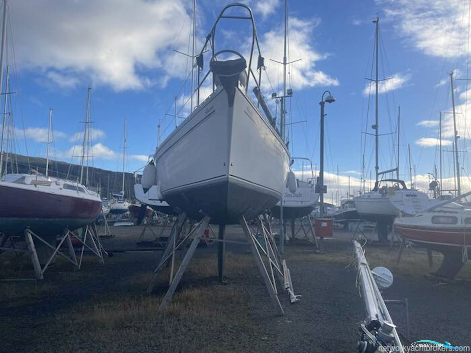 Jeanneau Olympic Sea 42 Sun Legend Hull