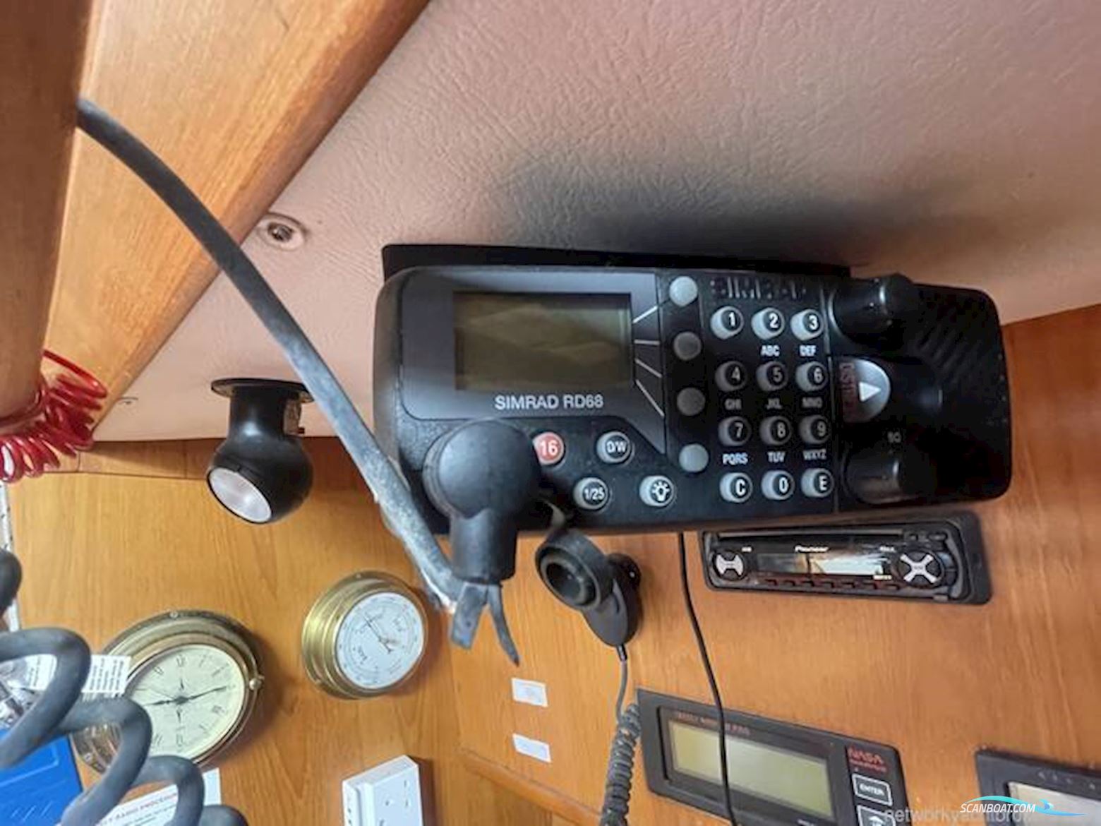 Jeanneau Olympic Sea 42 Sun Legend Hull