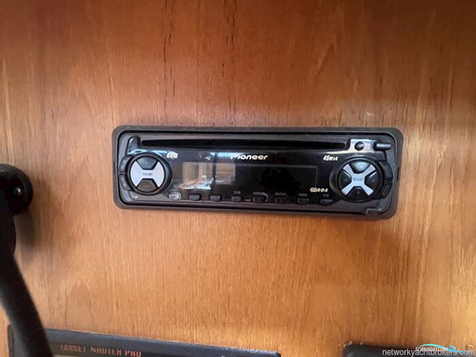 Jeanneau Olympic Sea 42 Sun Legend Hull