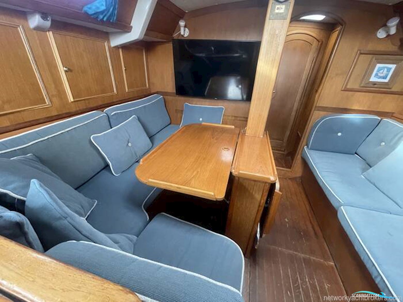 Jeanneau Olympic Sea 42 Sun Legend Hull
