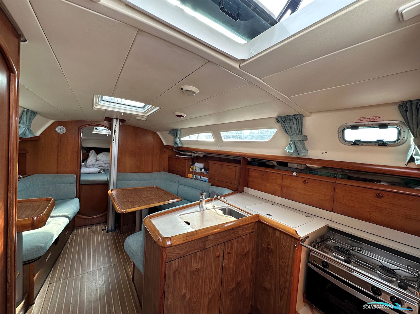 Jeanneau Sun Fast 37
