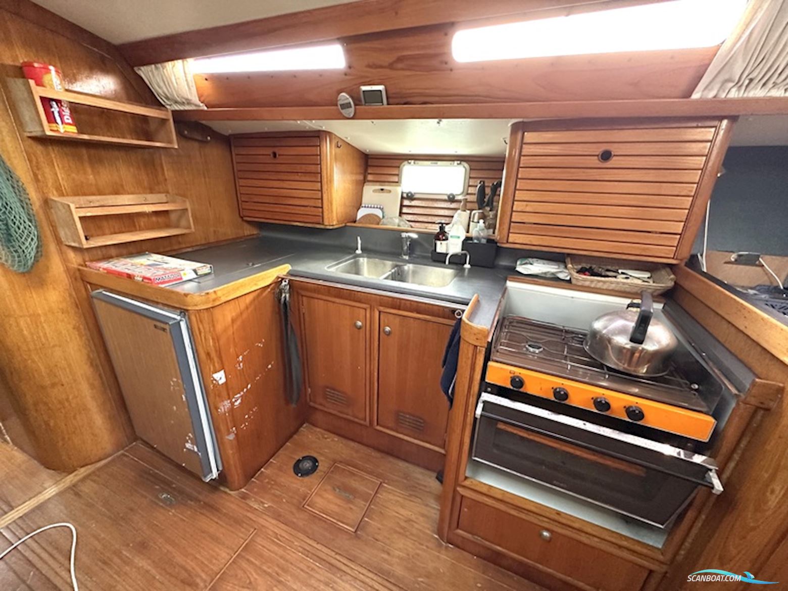 jeanneau sun magic 44