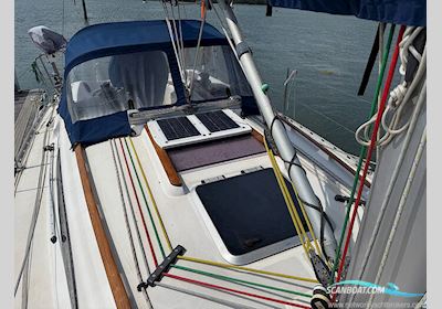 Jeanneau Sun Odyssey 32.2 Sejlbåd 2000, med Yanmar 2GM20 motor, England