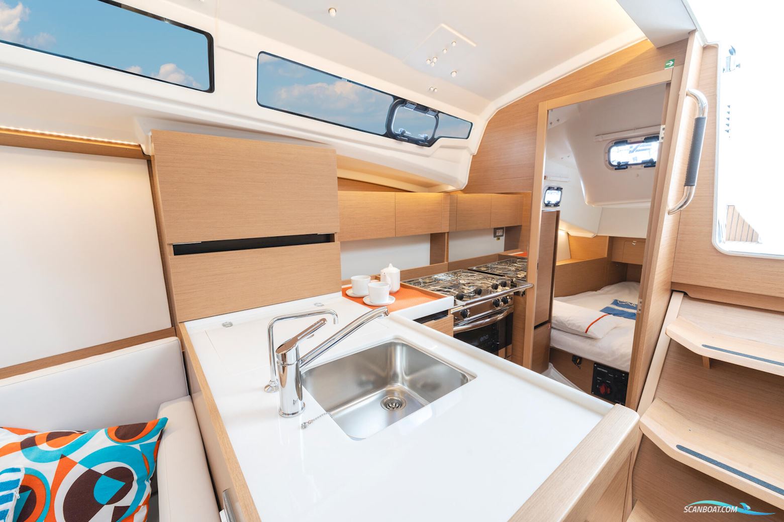 Jeanneau Sun Odyssey 350