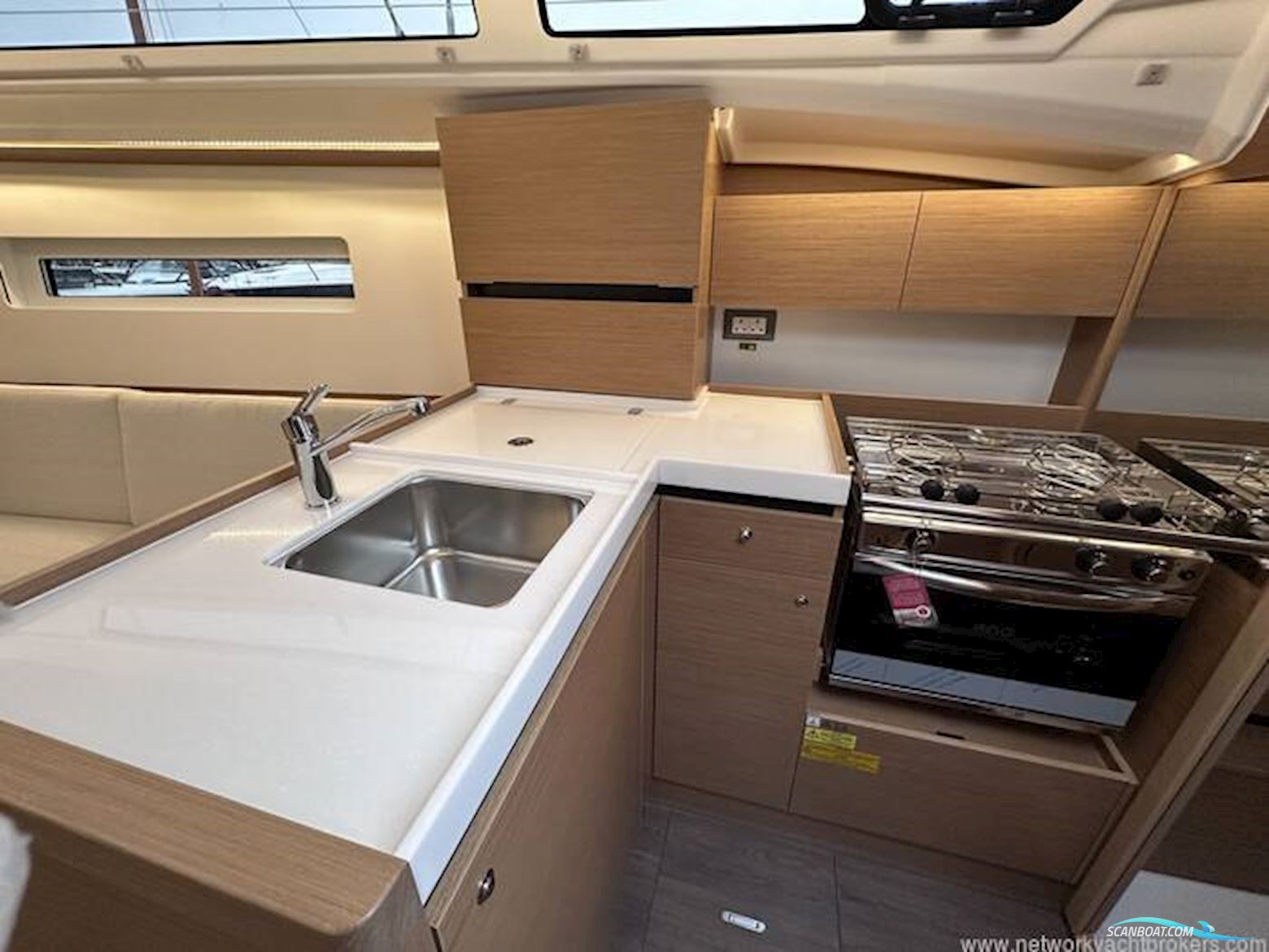 Jeanneau Sun Odyssey 350