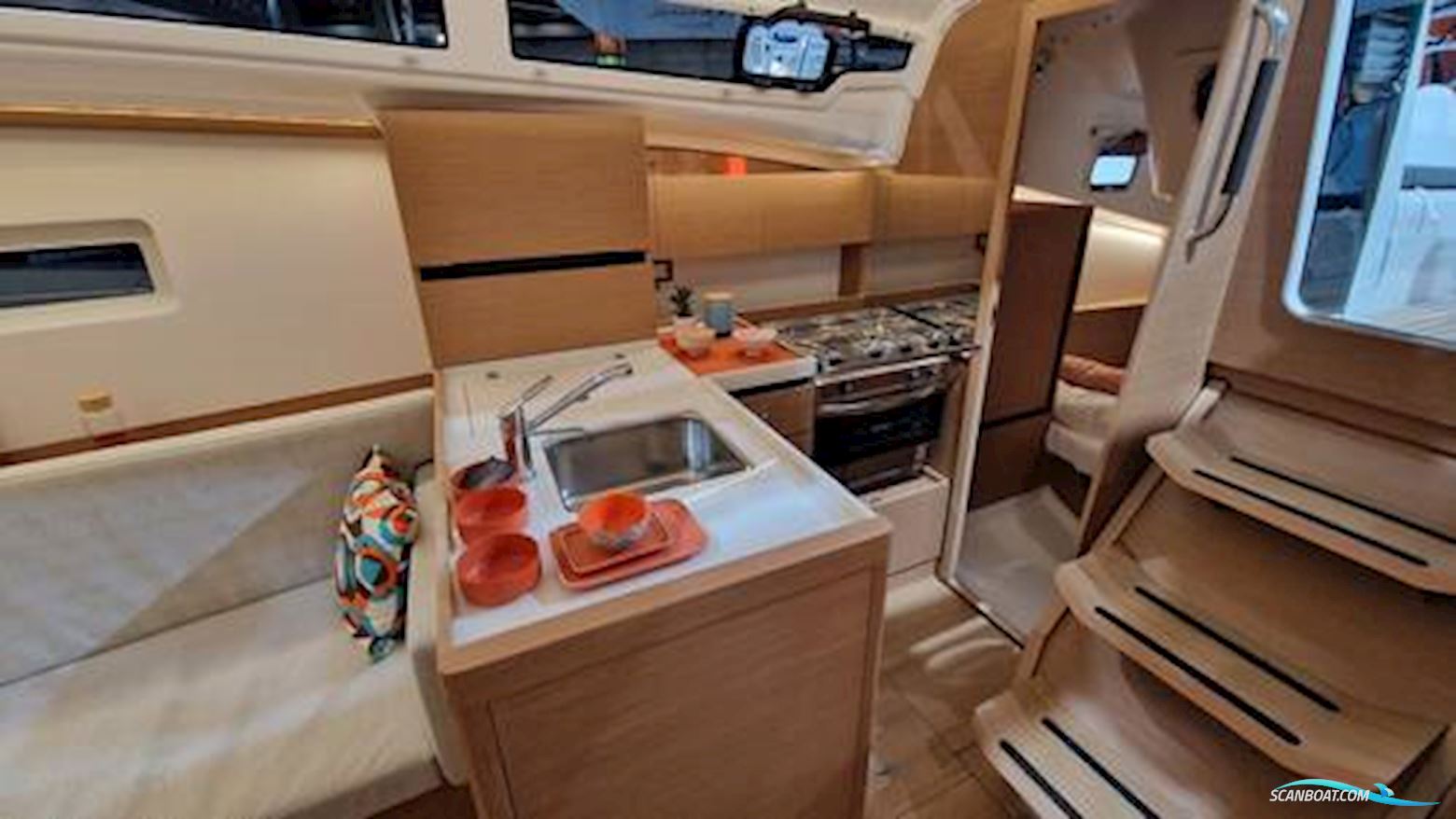 Jeanneau Sun Odyssey 350