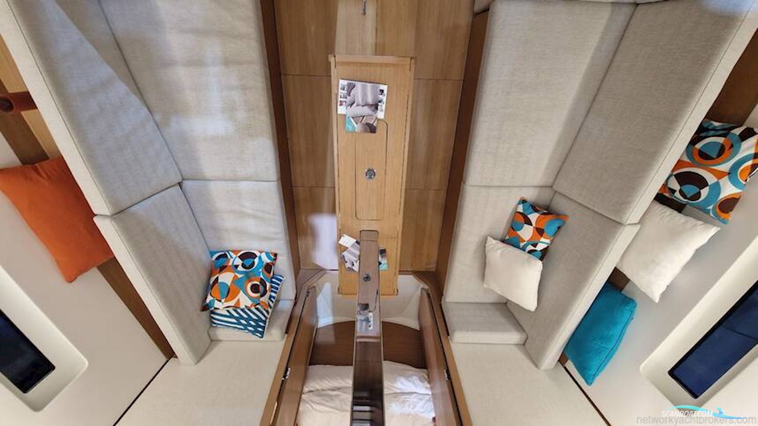 Jeanneau Sun Odyssey 350