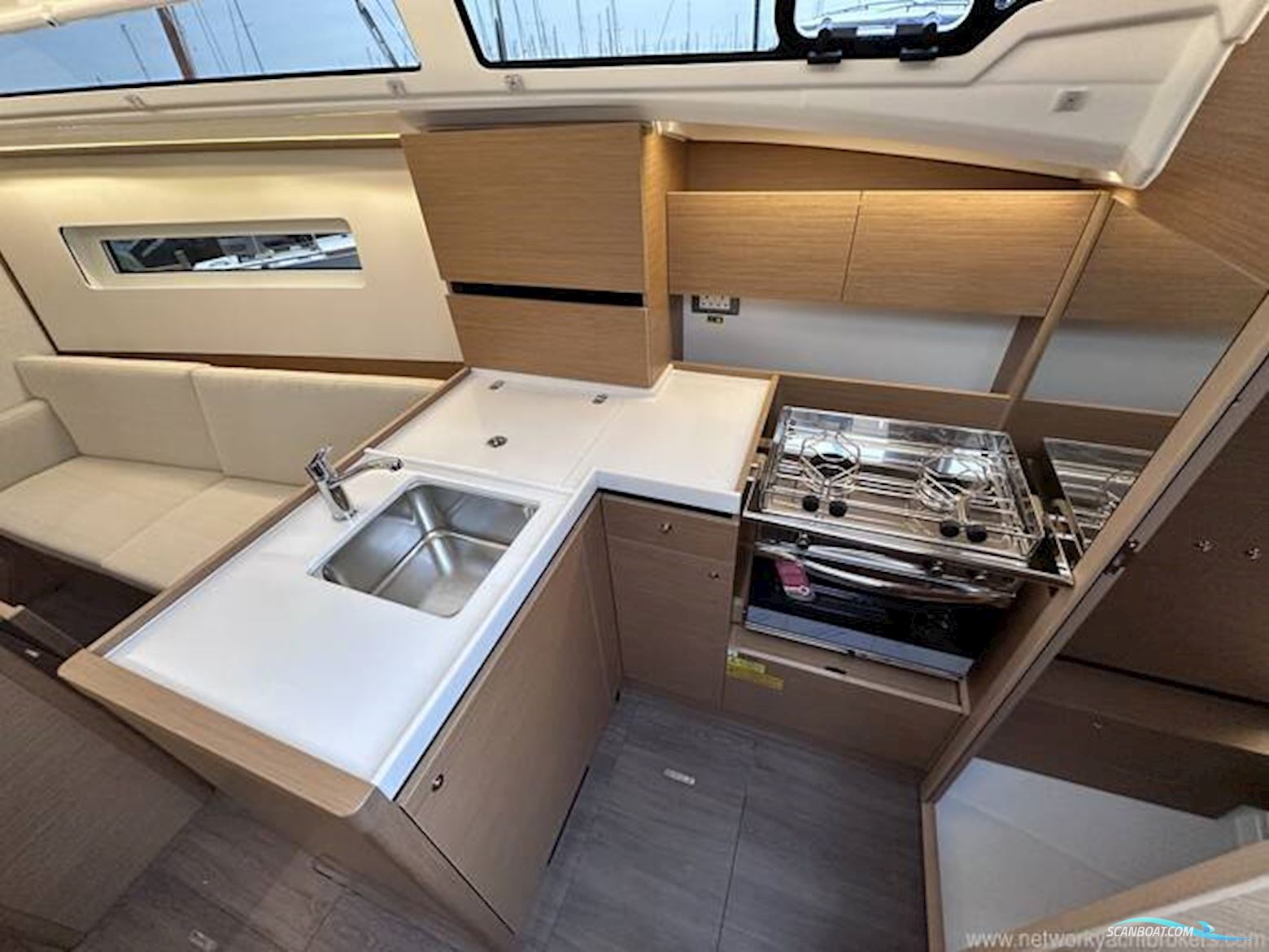 Jeanneau Sun Odyssey 350