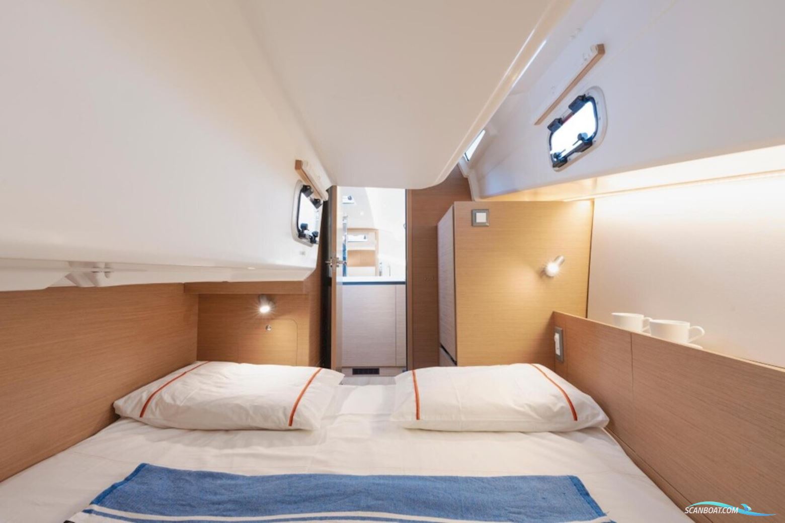 Jeanneau Sun Odyssey 350