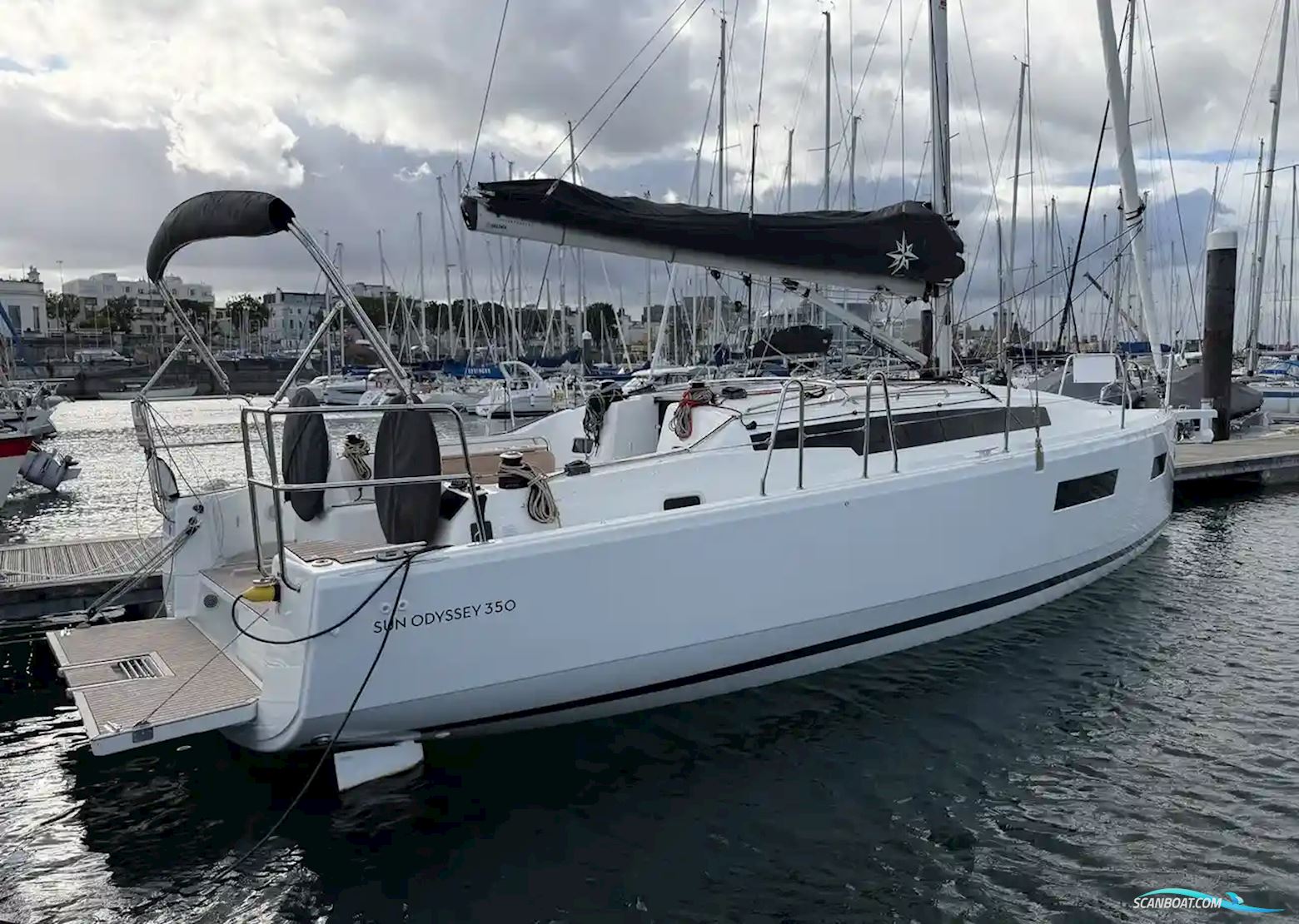 Jeanneau Sun Odyssey 350