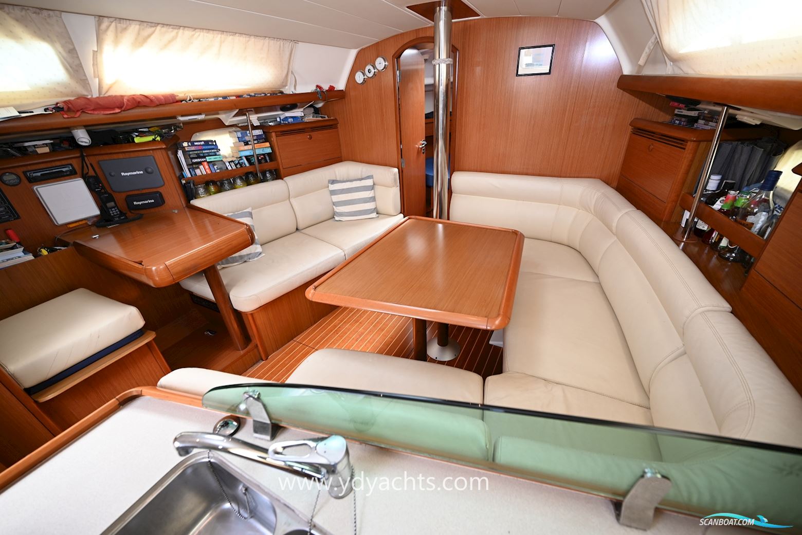 Jeanneau Sun Odyssey 37