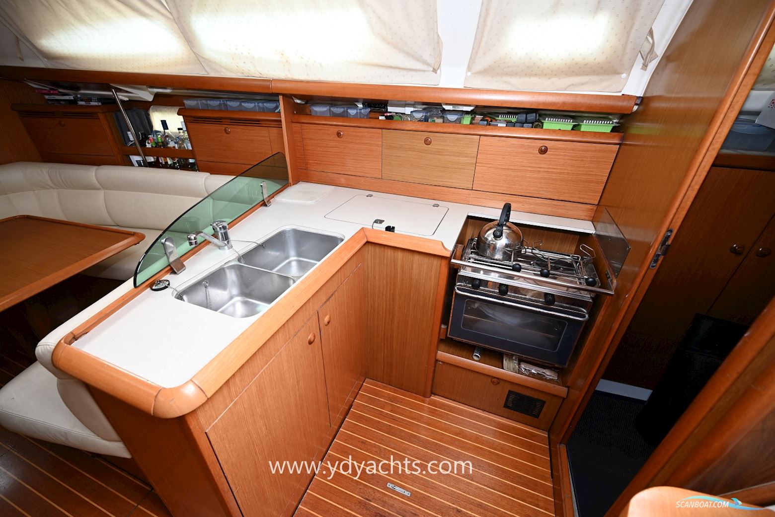 Jeanneau Sun Odyssey 37