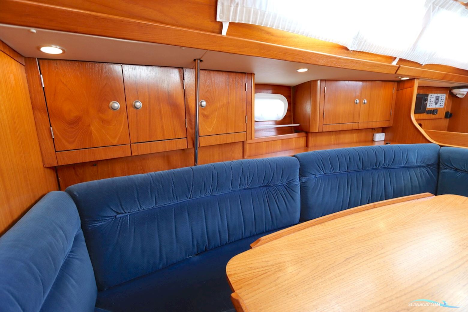 Jeanneau Sun Odyssey 37.1